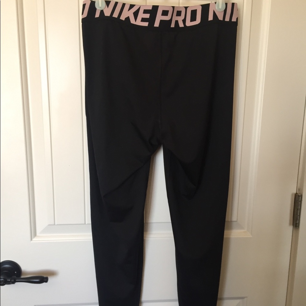 Crop 7/8th Nike leggings - Picture 2 of 3